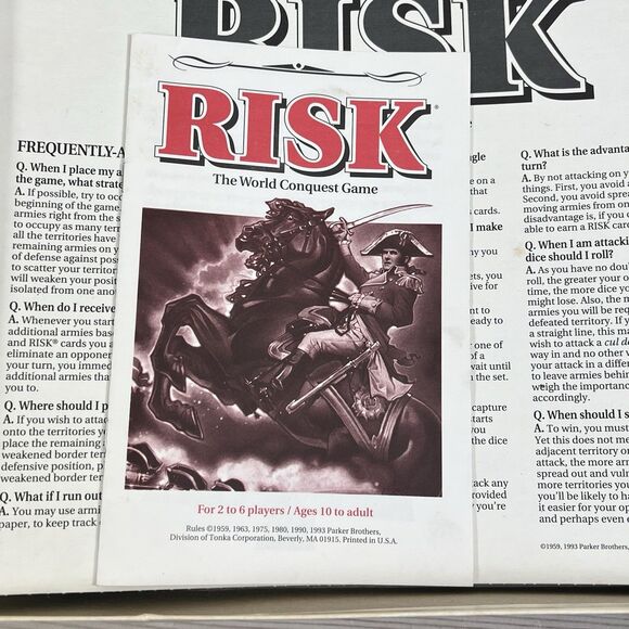 VTG Risk Board Game 1993 by Parker Brothers World Conquest Game - 98% Complete - Picture 6 of 16